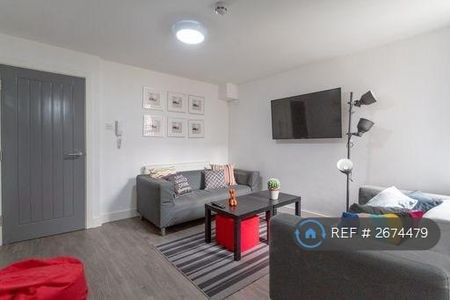 1 bedroom in a house share to rent - Photo 3