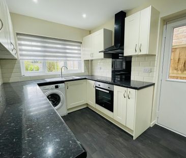 4 bedroom detached house to rent - Photo 5