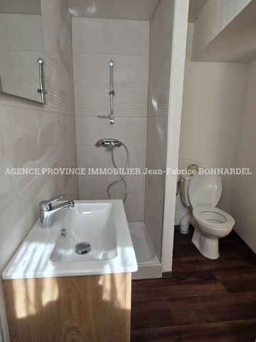 Location Maison 3 pièces 54m² ST PAUL TROIS CHATEAUX 26130 - Photo 2