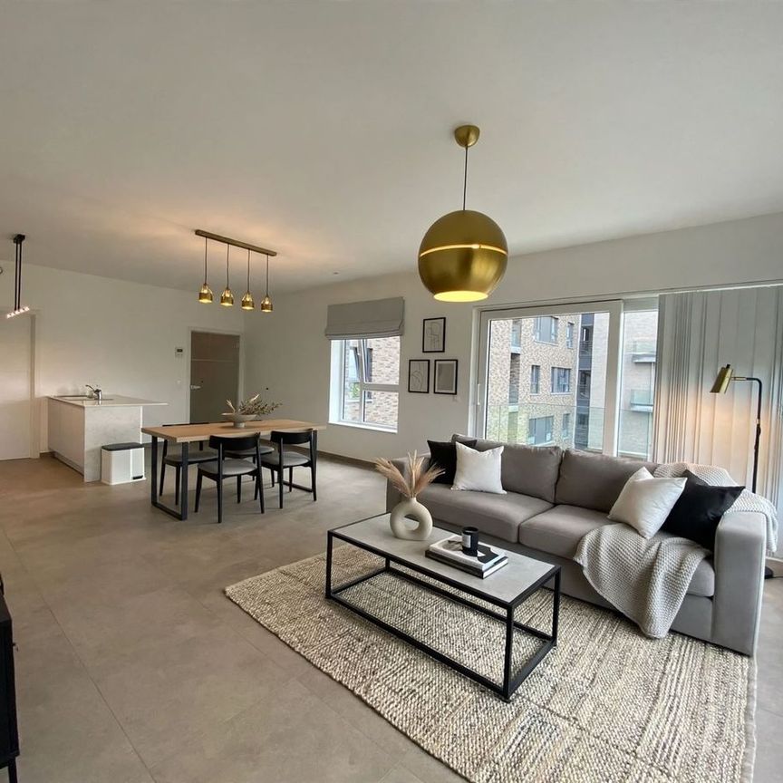 Appartement te huur in Marche-en-Famenne voor € 950 met 2 slaapkamers - Photo 1