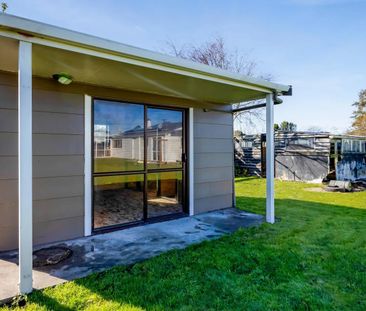 84 Glover Rd, Hawera - Photo 2