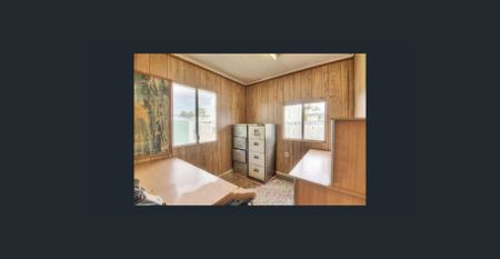 Family Home with Exceptional Storage in Sunnybank Hills - Photo 5