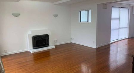 Spacious Family Home with Bonus Rooms and Elevated Views! - Photo 4