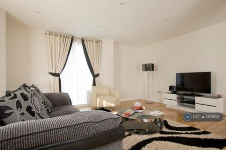 2 bedroom flat to rent - Photo 4