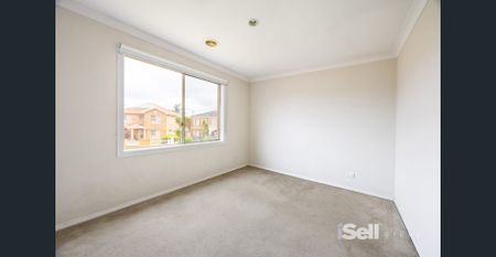 SPACIOUS FAMILY LIVING IN A PRIME SPRINGVALE LOCATION - Photo 5