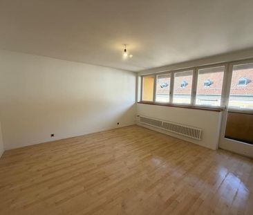 "Beau, 3.5 Piéces appartement rénové avec balcon!" - Photo 4