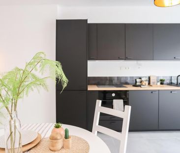 Luxe appartement met twee slaapkamers en ruim terras - Photo 6