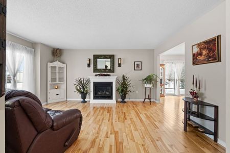 For Lease - 15 Gore Street, Loyalist, Ontario - Photo 2