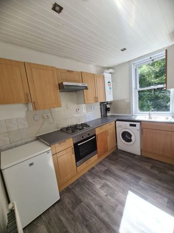 2 Bed Flat, Prestonfield Terrace, EH16 - Photo 3