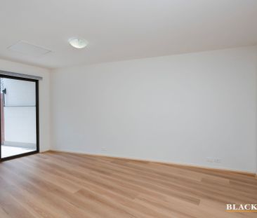 60/39 Jerrabomberra Avenue, Narrabundah ACT 2604 - Apartment For Re... - Photo 3