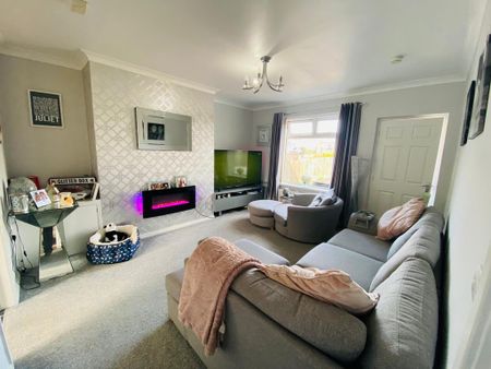 2 bedroom terraced house to rent - Photo 5