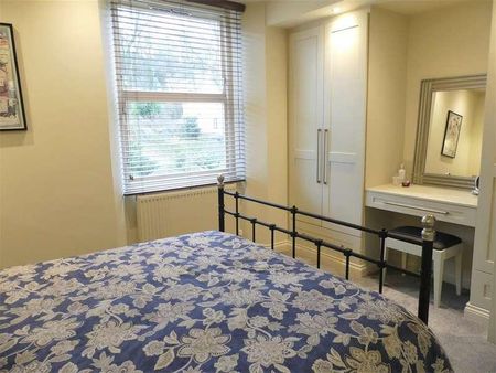 Belle Vue, Ilkley, LS29 - Photo 4