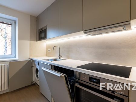 Pronájem bytu 2+1 50 m2 - Fotografie 3