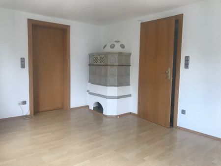 Helle 3 Zimmer Wohnung in zentraler Lage-Oberdorf mit gemütlichem Kachelofen - Photo 4