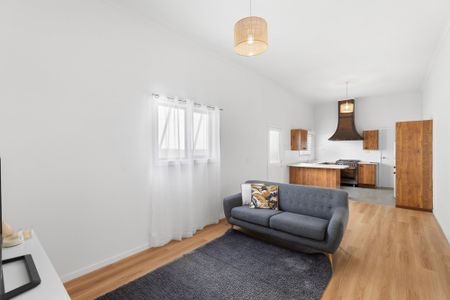 265 Bridge Street, Port Melbourne VIC 3207 - House For Rent | Domain - Photo 3