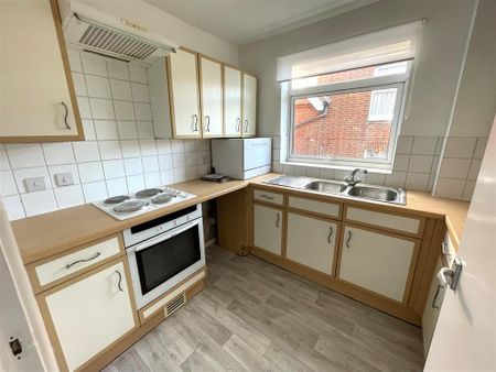 1 bedroom apartment to rent - Photo 3