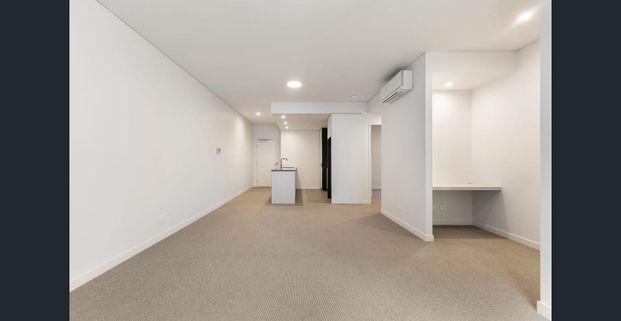 Private inspection Welcome! - Photo 1