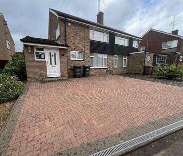 Bedroom Semi-detached House - Toddington Road, LU4 - Photo 2