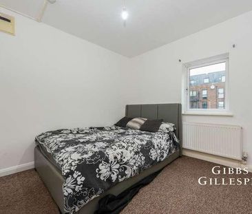 Staines Road, Hounslow, TW4 - Photo 3