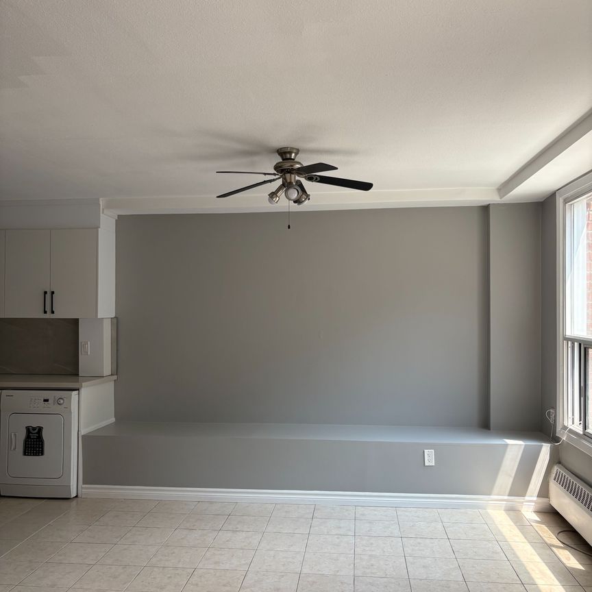 For Lease - 2183 Danforth Avenue Unit# Unit B, Toronto, Ontario - Photo 1