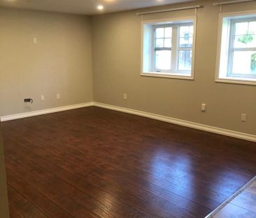 For Lease - 983-1 Syndenham Lane, Milton, Ontario - Photo 4