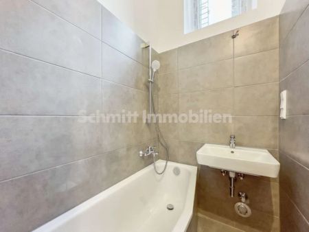 Erstbezug nach Sanierung // 2-Zimmer-Altbauwohnung im Bahnhofsviertel - Photo 3