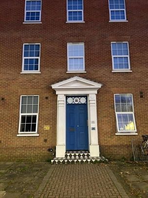 2 Bed Flat, Richmond Place, BN2 - Photo 1