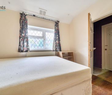 5 bedroom semi-detached house to rent - Photo 6