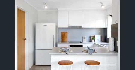 Furnished & Footsteps to the Beach! - Photo 2