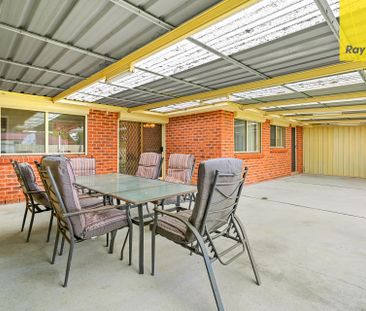 GREAT LOCATION! - Photo 2