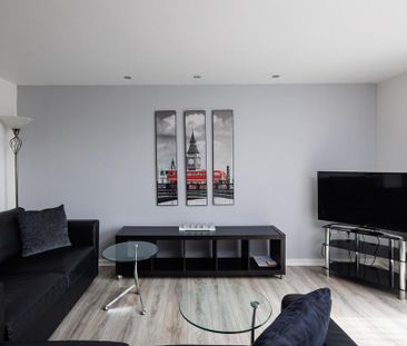 2 bedroom apartment to rent - Photo 2