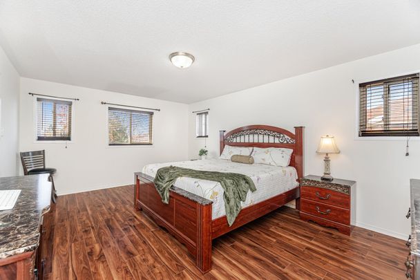 For Lease - 184 Lindenshire Avenue, Vaughan, Ontario - Photo 1