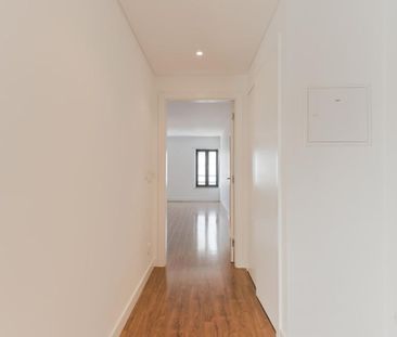 2 room luxury Apartment for rent in Cascais, Portugal - Photo 1
