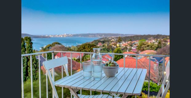 Balmoral Residence with Breathtaking Views - Photo 1