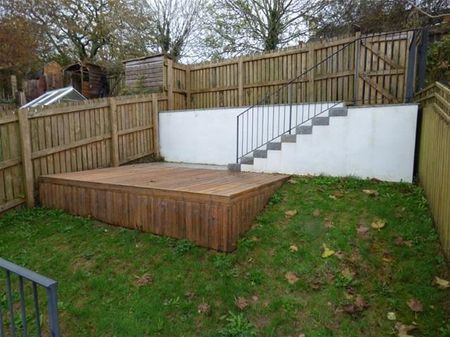 3 bedroom property to rent - Photo 2