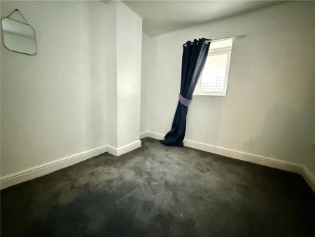 1 bed apartment to rent in Clarence Road, Bridlington, YO15 - Photo 2