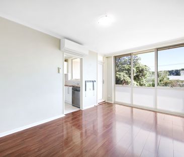 4/13 Melbourne Street, Murrumbeena VIC 3163 - Apartment For Rent | ... - Photo 2