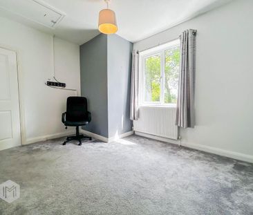2 bedroom semi-detached house to rent - Photo 5