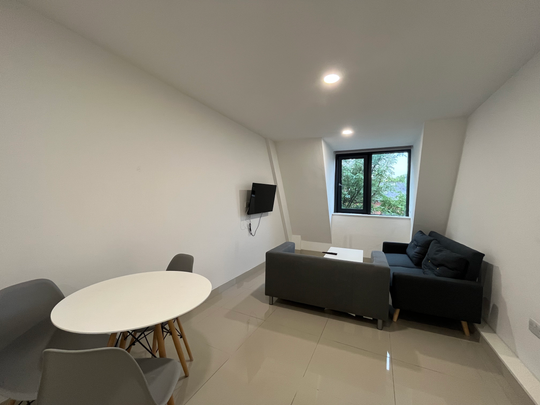 Flat 23B, Westmount, LS2 9NZ, Leeds - Photo 1