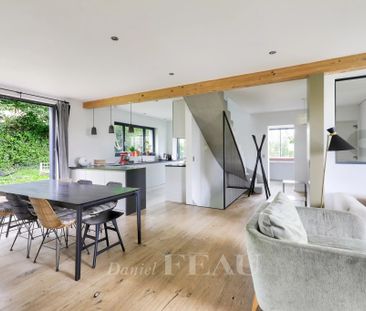 Tout savoir sur cette maison dans le quartier Plateau-Mont Valérien... - Photo 2