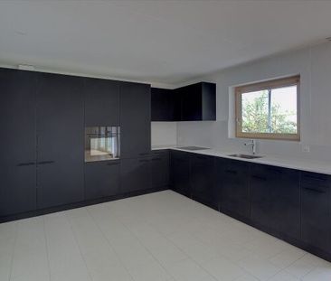 Your new home - renovated for you - Photo 4