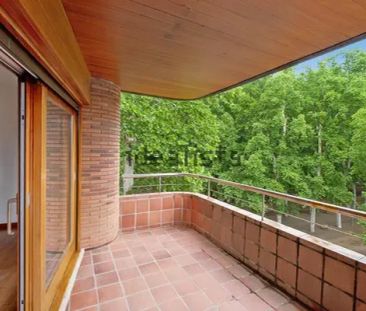 Alquiler de piso en Ronda Ferran Puig - Photo 2