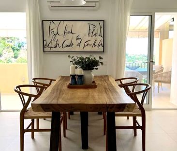 Atico en alquiler en El Madroñal, Benahavis - Photo 1