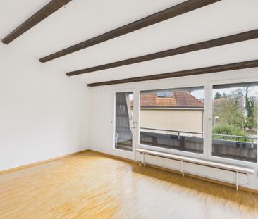 Charming and spacious corner row single-family house in a sought-af... - Photo 5