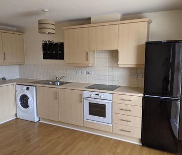 2 bedroom flat to rent - Photo 1
