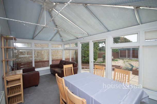 5 bedroom detached house to rent - Photo 1