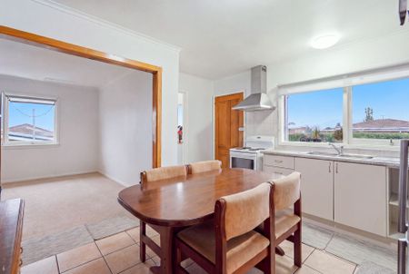 Charming 3-Bed Home in West Moonah - Photo 4