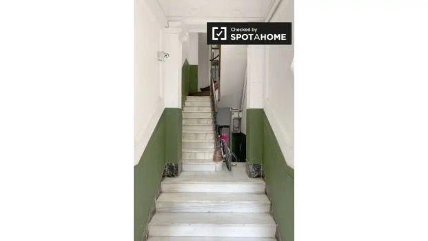 Piso de alquiler en El Poble Sec - Parc de Montjuïc - Photo 1
