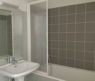 Location Appartement 2 pièces 49m² ORLEANS 45100 - Photo 1