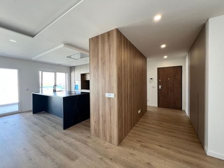 4 room luxury Flat for rent in Montijo, Distrito de Setúbal - Photo 2